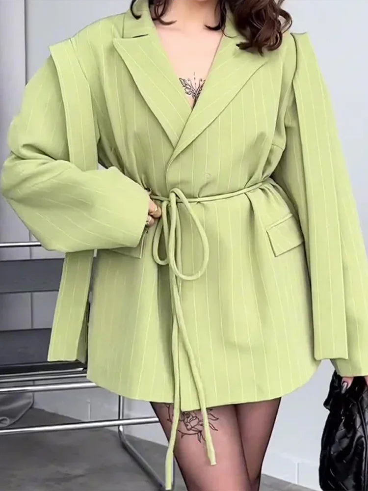 Fashion Stripe Lapel Suit Jacket Women Casual Loose Patchwork Tassel Design Belt Coat 2025 Spring Lady Street Commute Outerwears